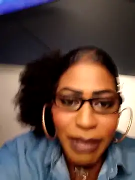 AmazonianMistress online show from 09-08-25, 10:31