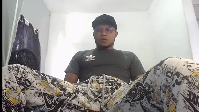 grandominantex1 online show from 10-18-25, 07:47