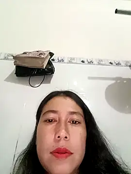 Snapshot of 2HotAsain4u chatting on 10-19-25, 09:37 2HotAsain4u online show from 10-19-25, 09:37