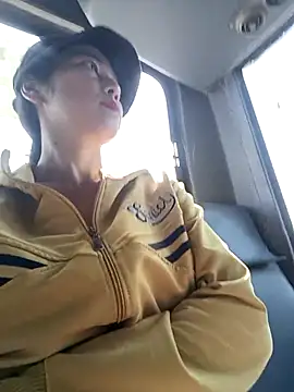 Snapshot of 2HotAsain4u chatting on 04-04-26, 07:50 2HotAsain4u online show from 04-04-26, 07:50