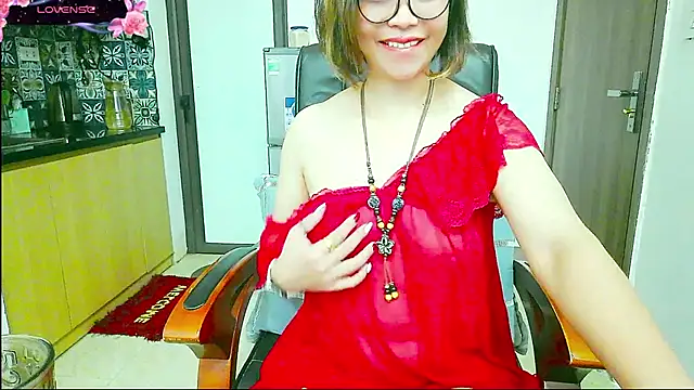 Miu-Le online show from 10-11-25, 04:38