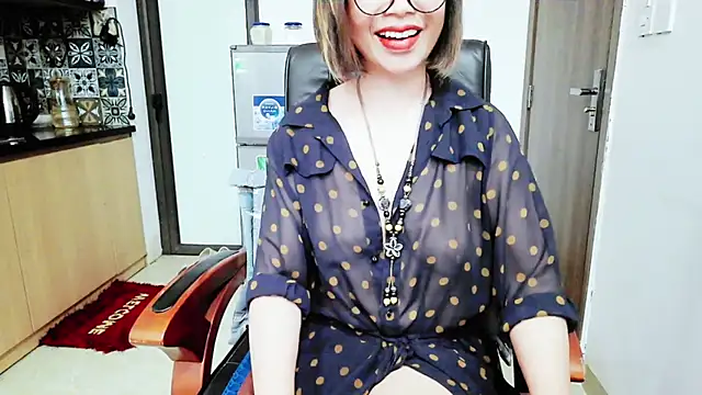 Miu-Le online show from 11-11-25, 11:32