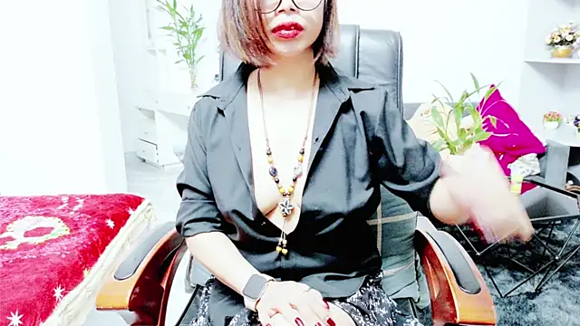 Miu-Le online show from 06-16-26, 08:11