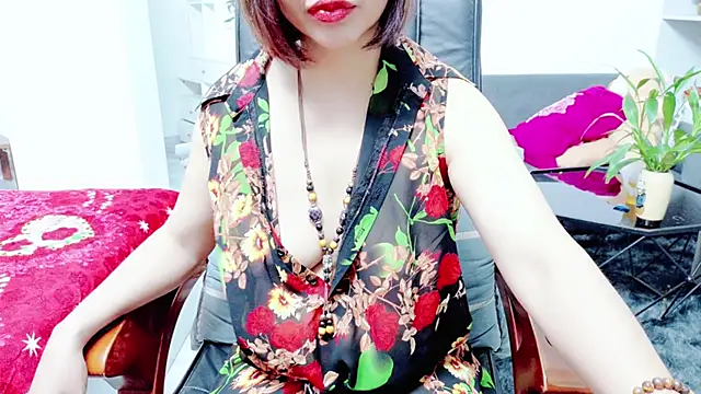 Miu-Le online show from 06-17-26, 08:17