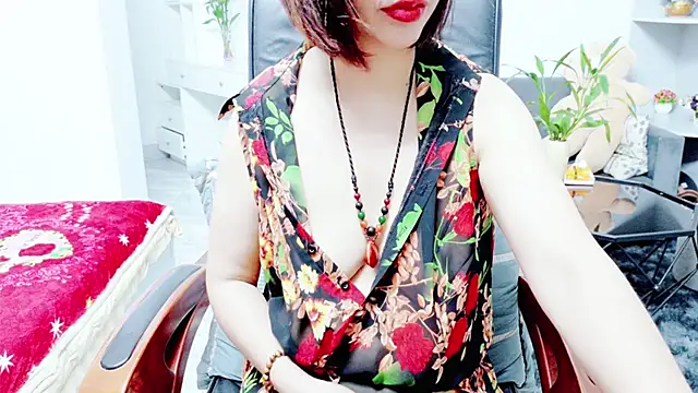 Miu-Le online show from 06-18-26, 04:55