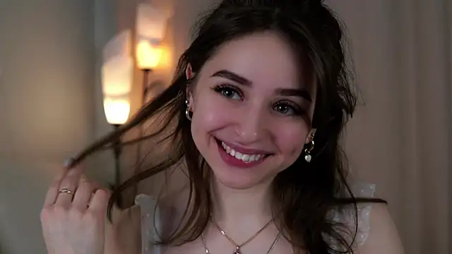 EstherMitchel online show from 01-17-25, 04:06