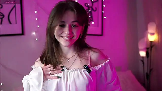 EstherMitchel online show from 02-14-25, 01:13