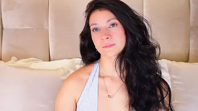 KiraKayleigh1 online show from 08-01-26, 11:14
