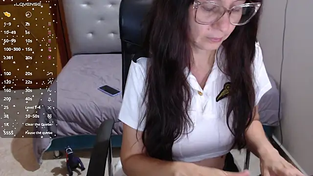 Snapshot of edixan_moree chatting on 02-12-25, 10:35 edixan moree online show from 02-12-25, 10:35