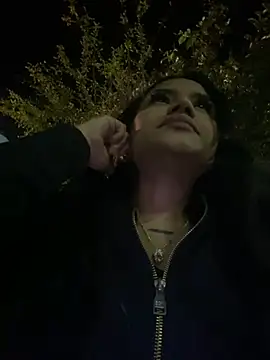 Riana Kean online show from 12-22-24, 05:01