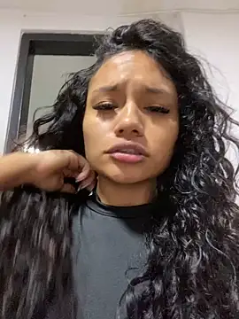 Riana Kean online show from 12-24-24, 07:06
