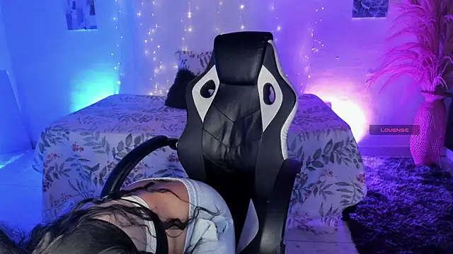 Riana Kean online show from 12-03-25, 03:14