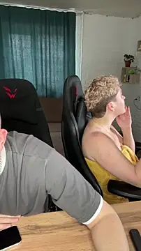 MrMrsRight online show from 09-27-25, 08:41