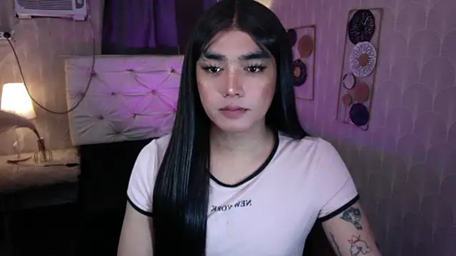 M1ssJadeS0 online show from 10-31-25, 05:58