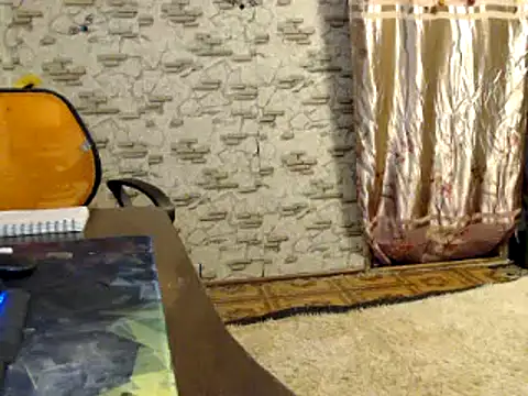 Snapshot of _Kitti_ chatting on 12-05-24, 04:01 Kitti online show from 12-05-24, 04:01