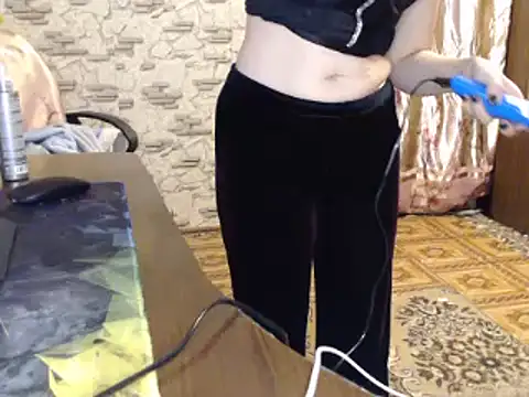 Snapshot of _Kitti_ chatting on 12-07-24, 05:53 Kitti online show from 12-07-24, 05:53