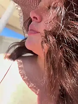 Snapshot of South_Carolina chatting on 02-14-25, 08:21 South Carolina online show from 02-14-25, 08:21