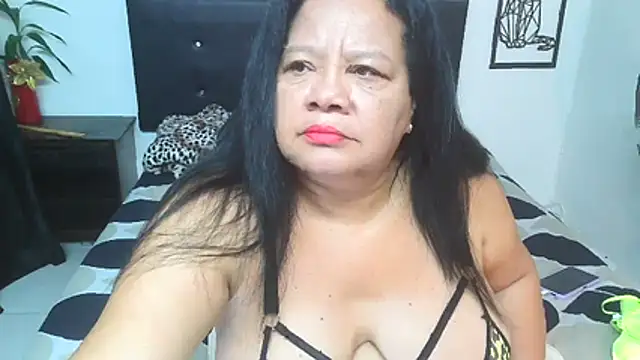 Shanttal0272 online show from 11-16-25, 01:28