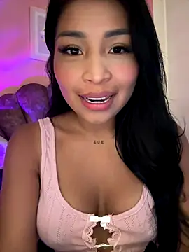 Pocahontascute 33 online show from 10-22-25, 04:29