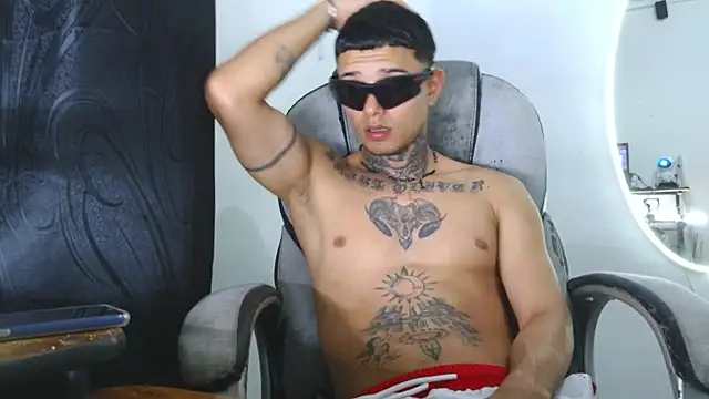 Skartoliver online show from 09-10-25, 02:55