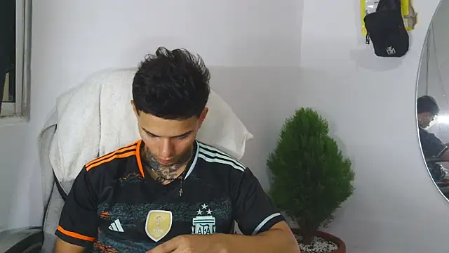 Skartoliver online show from 09-22-25, 10:45