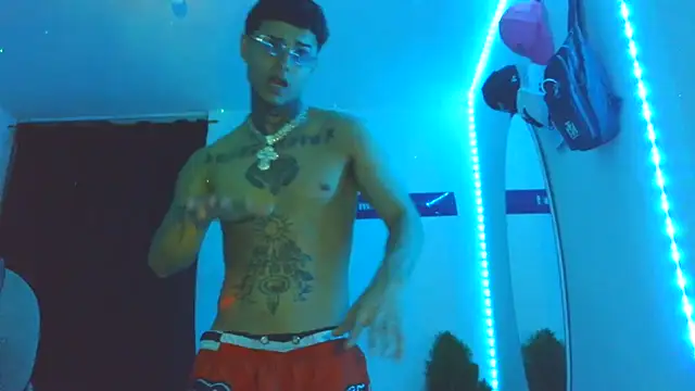 Skartoliver online show from 10-31-25, 06:03