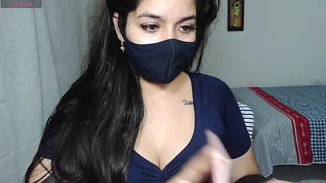 Snapshot of umarany chatting on 10-13-25, 01:33 umarany online show from 10-13-25, 01:33