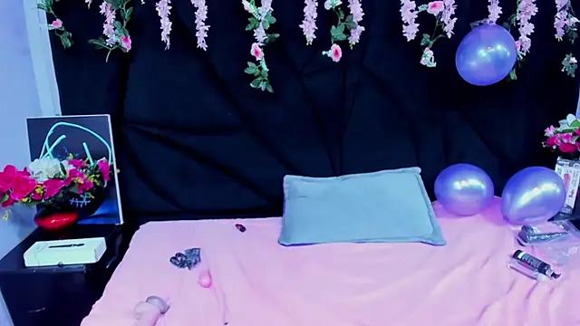 Cocoo Nuth online show from 02-08-25, 06:43