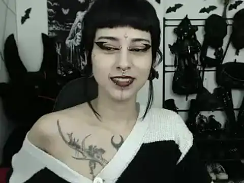 Snapshot of n0sferatus__ chatting on 04-24-26, 02:58 n0sferatus online show from 04-24-26, 02:58