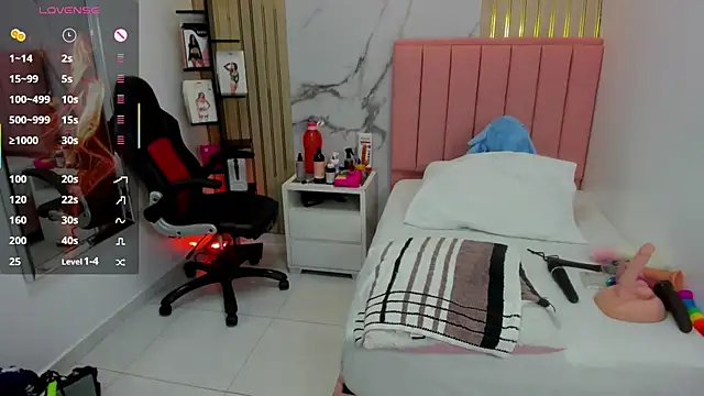 CATIAJONES online show from 06-24-26, 07:02