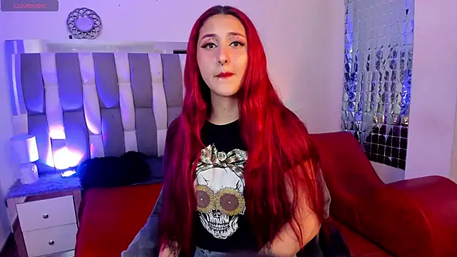 Snapshot of Megan_wolf1_ chatting on 12-04-24, 04:32 Megan wolf1 online show from 12-04-24, 04:32