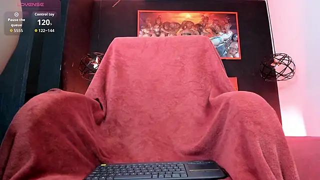 Snapshot of Megan_wolf1_ chatting on 10-10-25, 03:27 Megan wolf1 online show from 10-10-25, 03:27