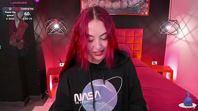 Snapshot of Megan_wolf1_ chatting on 11-15-25, 03:37 Megan wolf1 online show from 11-15-25, 03:37