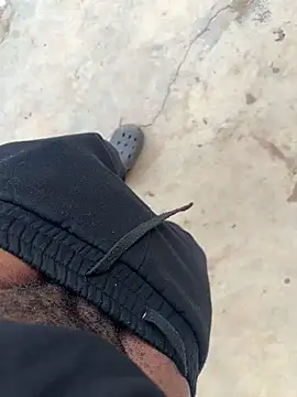 Snapshot of Black-mamba-madingo chatting on 10-08-25, 09:07 Black-mamba-madingo online show from 10-08-25, 09:07