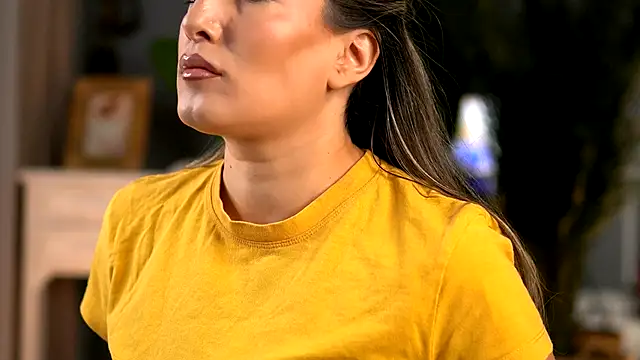 KellyMathews online show from 09-11-25, 02:00