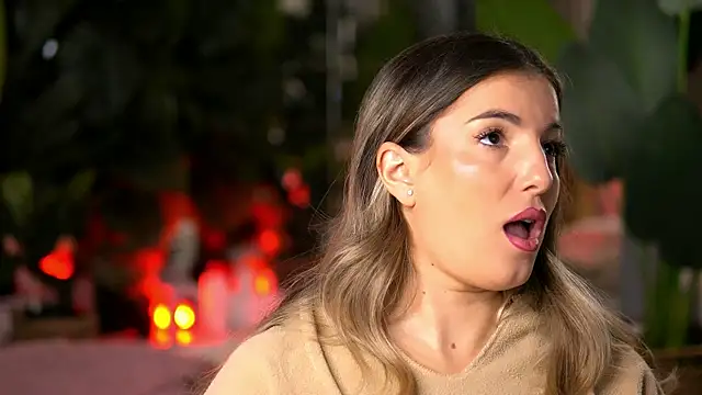 KellyMathews online show from 01-12-26, 01:11