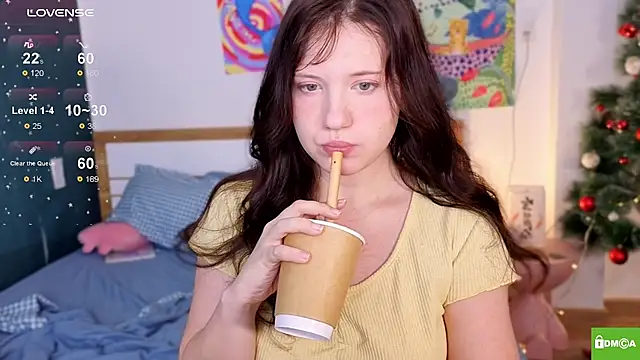 Snapshot of HanahCute chatting on 12-04-25, 01:59 HanahCute online show from 12-04-25, 01:59