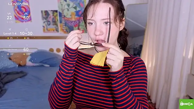 Snapshot of HanahCute chatting on 01-08-26, 02:58 HanahCute online show from 01-08-26, 02:58