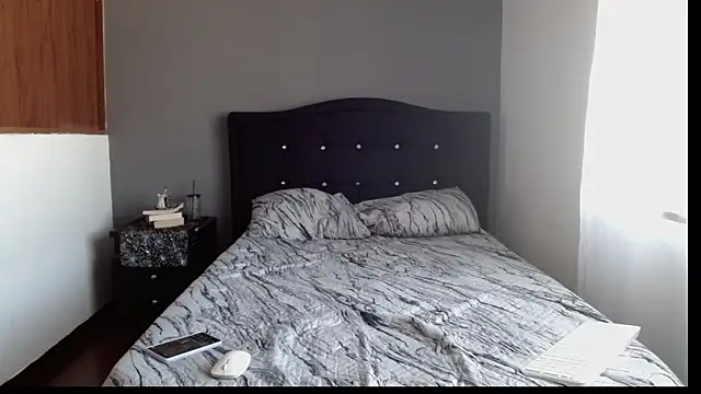 Emilia 1995 online show from 01-11-25, 01:43