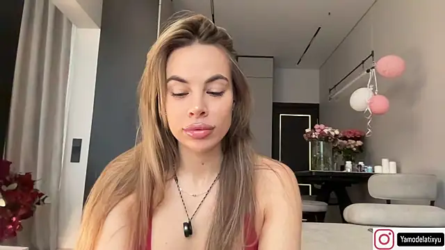 diffgirls2 online show from 10-05-25, 10:35