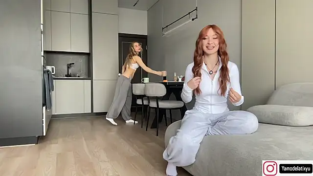 diffgirls2 online show from 05-17-26, 07:39