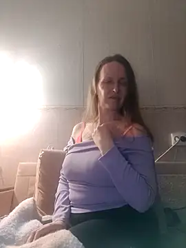 Snapshot of Evelina_cute chatting on 02-02-25, 09:13 Evelina cute online show from 02-02-25, 09:13