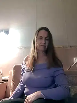 Snapshot of Evelina_cute chatting on 02-09-25, 08:02 Evelina cute online show from 02-09-25, 08:02