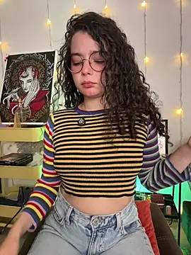 Antoniart  online show from 10-22-25, 03:40