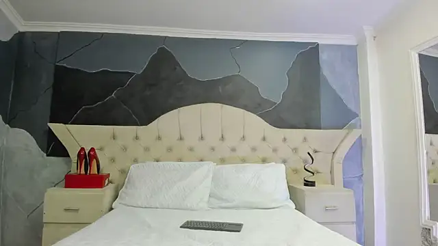 AmberGreyy  online show from 03-06-25, 12:52