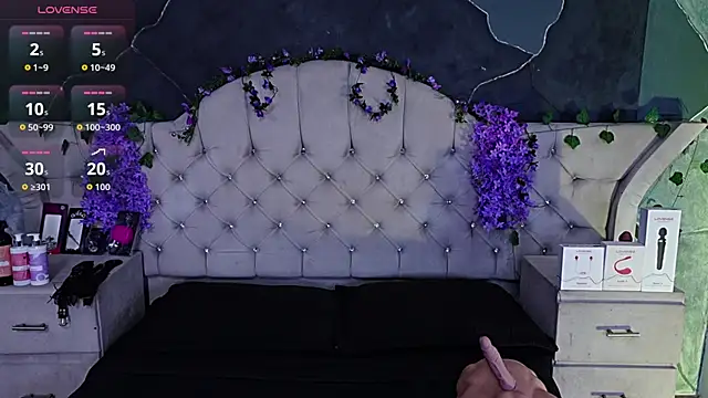 AmberGreyy  online show from 06-15-26, 06:54