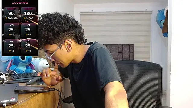 harrytwink18 online show from 09-11-25, 05:46