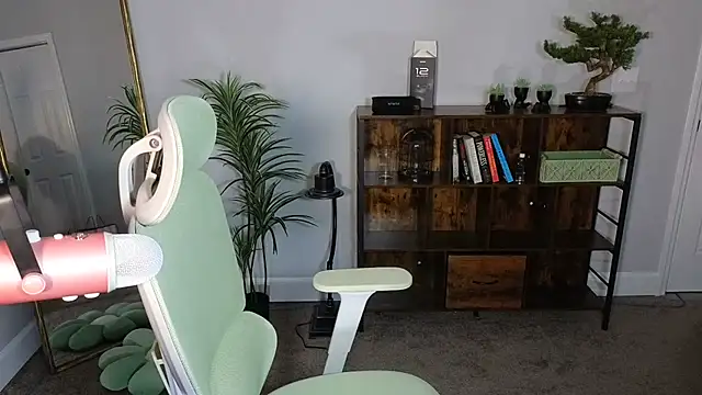 Snapshot of rodeobrii chatting on 10-10-25, 01:26 rodeobrii online show from 10-10-25, 01:26