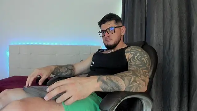 Teilor Creed online show from 02-21-26, 06:42