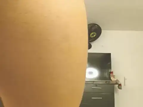 engielphoenis14 online show from 12-06-24, 12:38